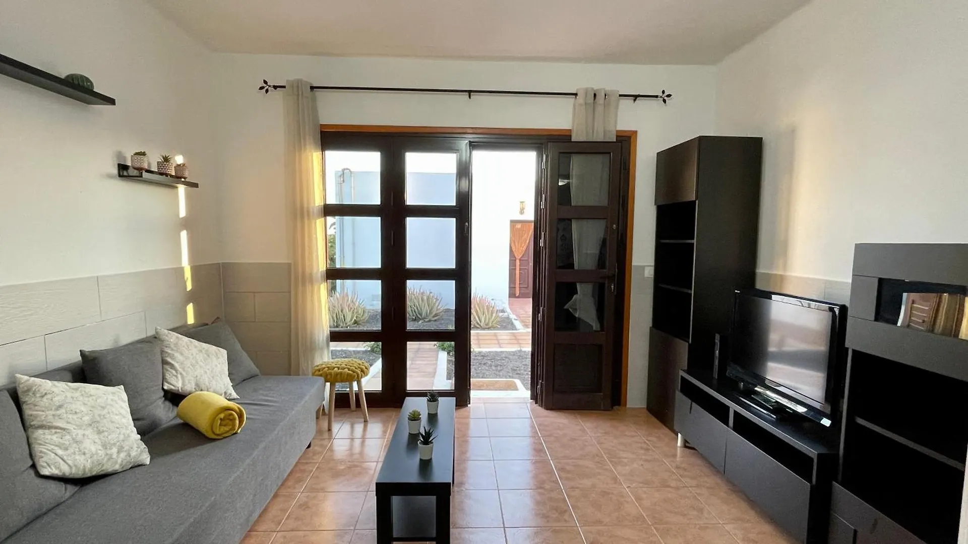 Casita De Marta Lanzarote Apartment Costa Teguise Spain